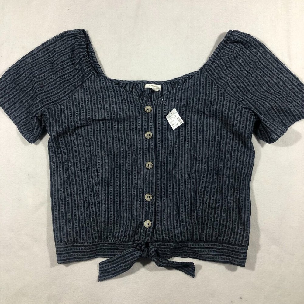 Maurices Top Womens XL Blue Stripe Short Sleeve Tie Front Button Shirt NEW NWT